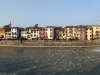 Blick über die Etsch auf die Ponte Pietra und die Alstadt von Verona, Venetien, Italien