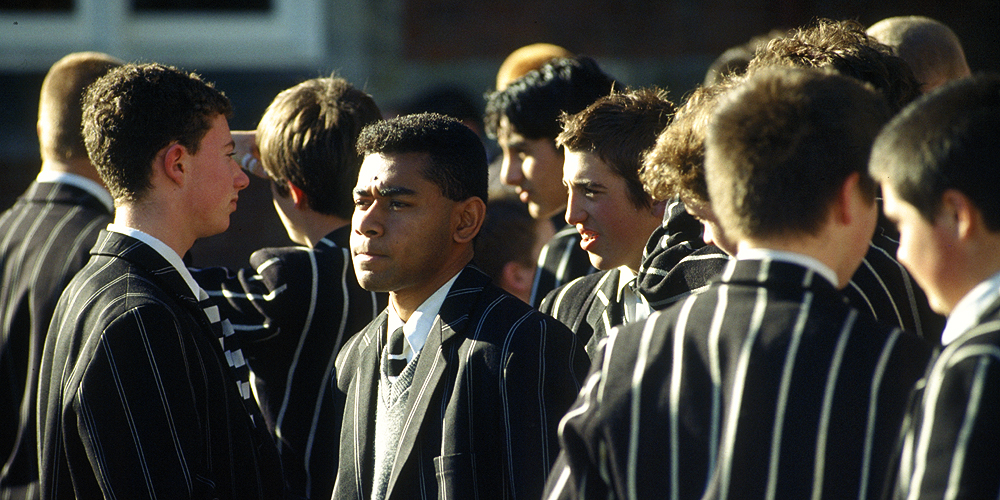 Kulturelle Vielfalt der Schüler in Uniform, Christchurch, Neuseeland