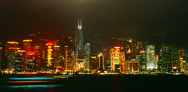 Skyline von Hongkong bei Nacht, China