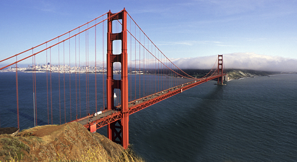 Golden Gate Bridge vom nordwestlichen Ende gesehen, San Francisco, Kalifornien, USA