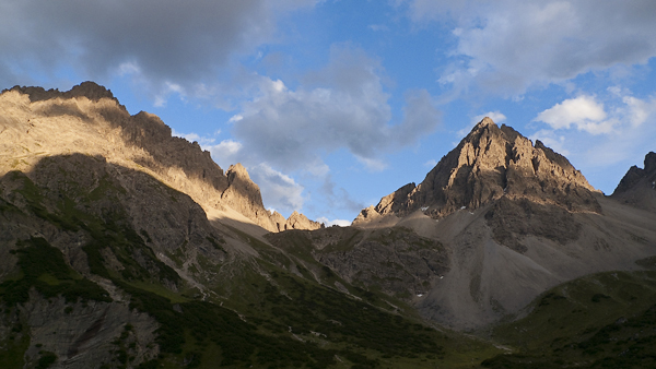 Dremelspitze und Schlenkerspitze bei der Hanauer Hütte, Lechtaler Alpen, Tirol, Österreich