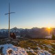 Vom Hüttlisboden über dem Walensee beobachten wir den Sonnenuntergang über den Glarner Alpen