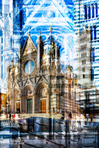 Prachtvoll verzierte Fassade des Hauptportals vom Dom von Siena